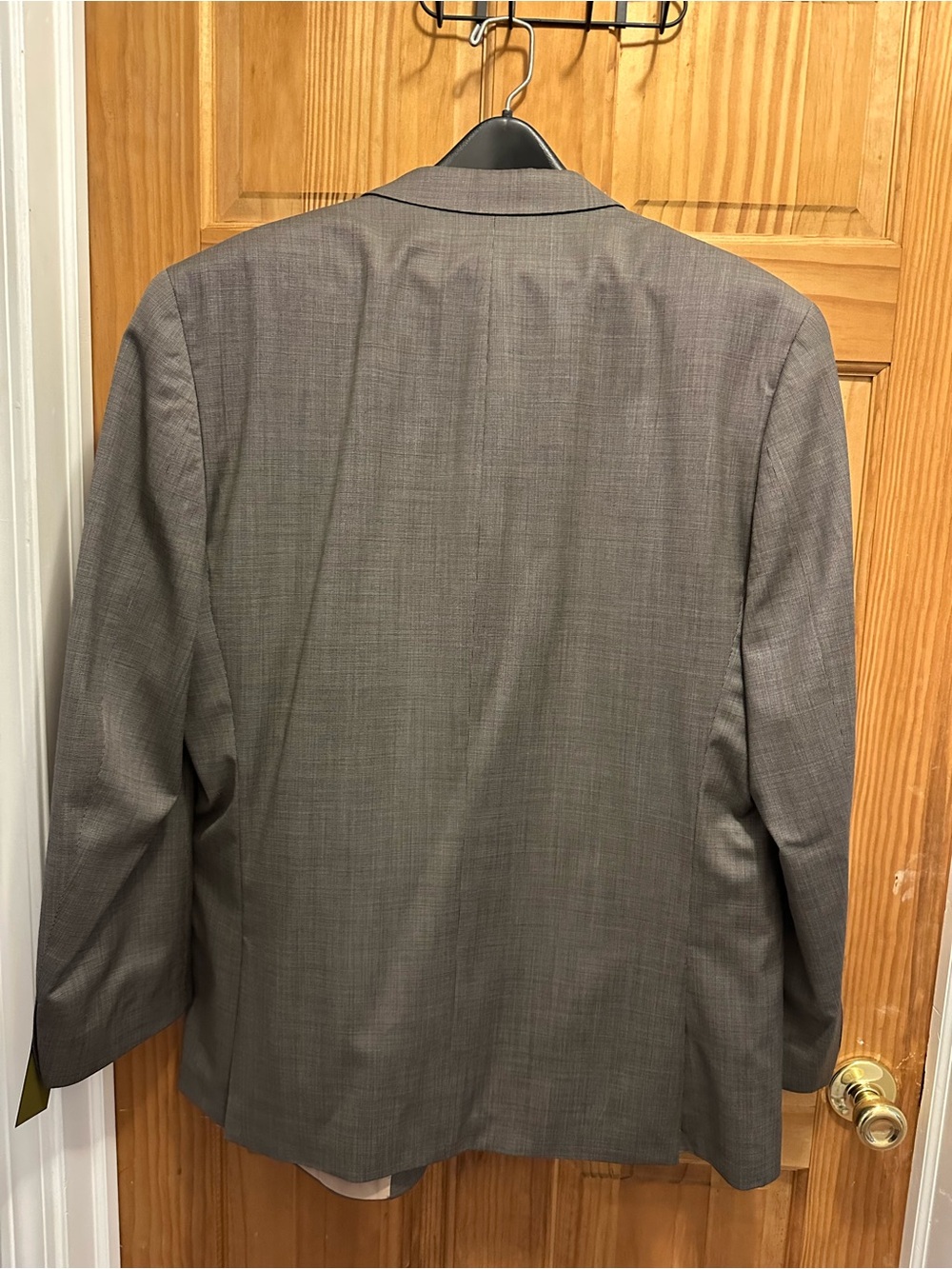 Joseph Abboud Men's Gray Two-Button Sport Coat - Picture 5 of 8